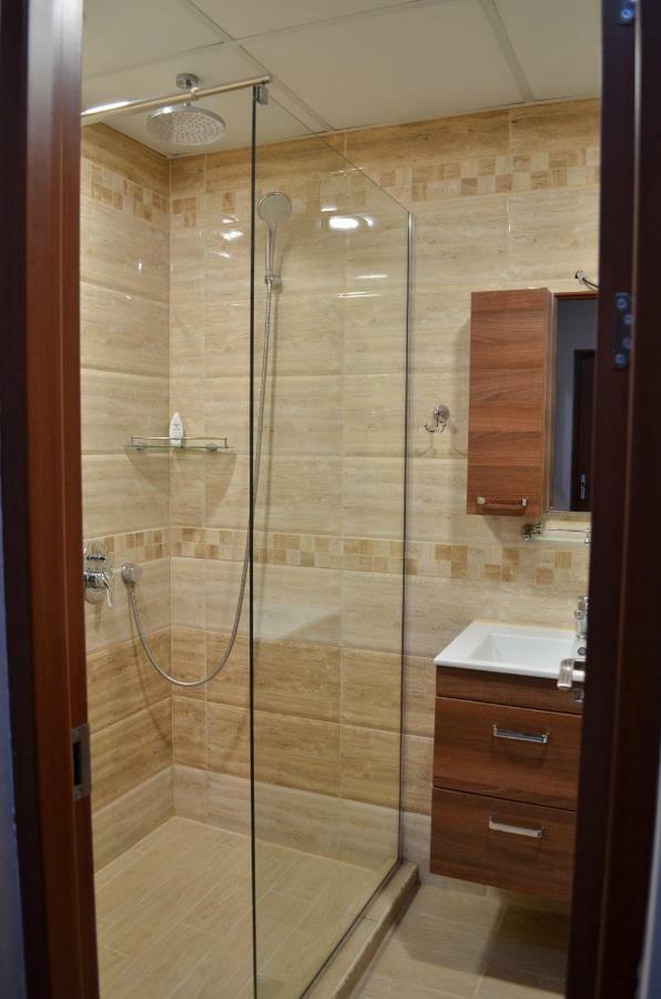 Luxury Apartment Near Varna, Located In Targovishte Buitenkant foto
